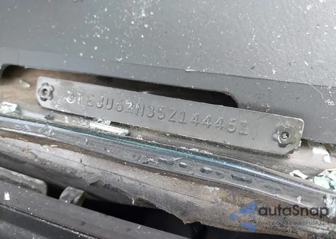 2005 Toyota Tacoma Prerunner V6 z USA, uszkodzony, nr VIN 5TEJU62N35Z144461